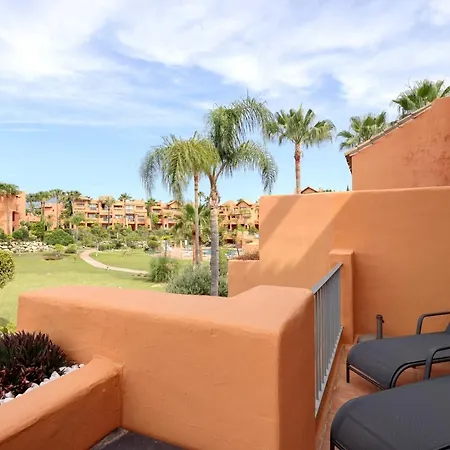 Apartment Luxury 3 Bed Sea Views With Pool *